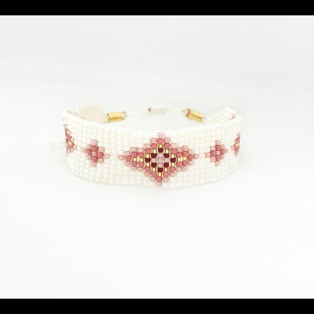 Miyuki Bracelet for women in white